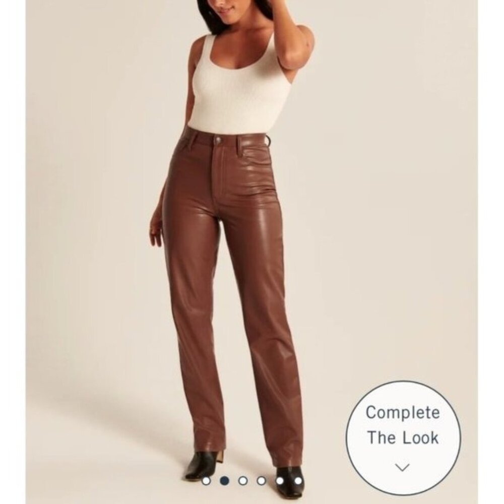 Abercrombie & Finch Curve Love Vegan Leather 90s Straight Pants in Brown